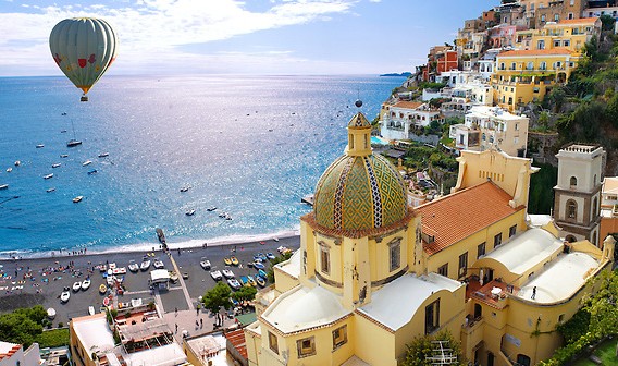 Hot air balloon over Positano town - Amalfi caost - Italy